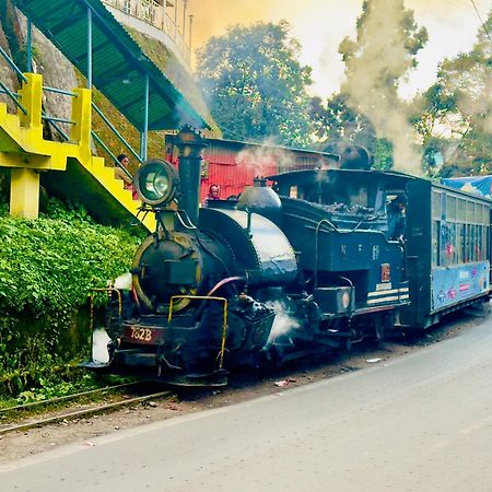 Hotel Lee Green- Best Family Hotel In Darjeeling Darjeeling  Exteriör bild